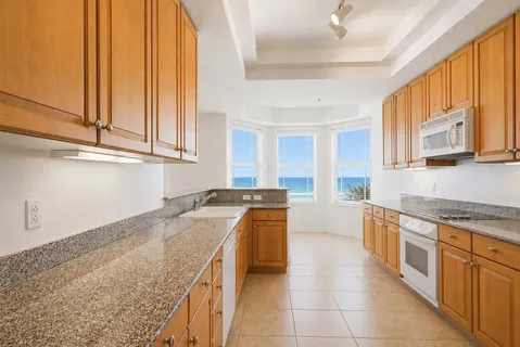 $1,675,000 | 131 Ocean Grande Boulevard, Unit 703, Jupiter, FL 33477