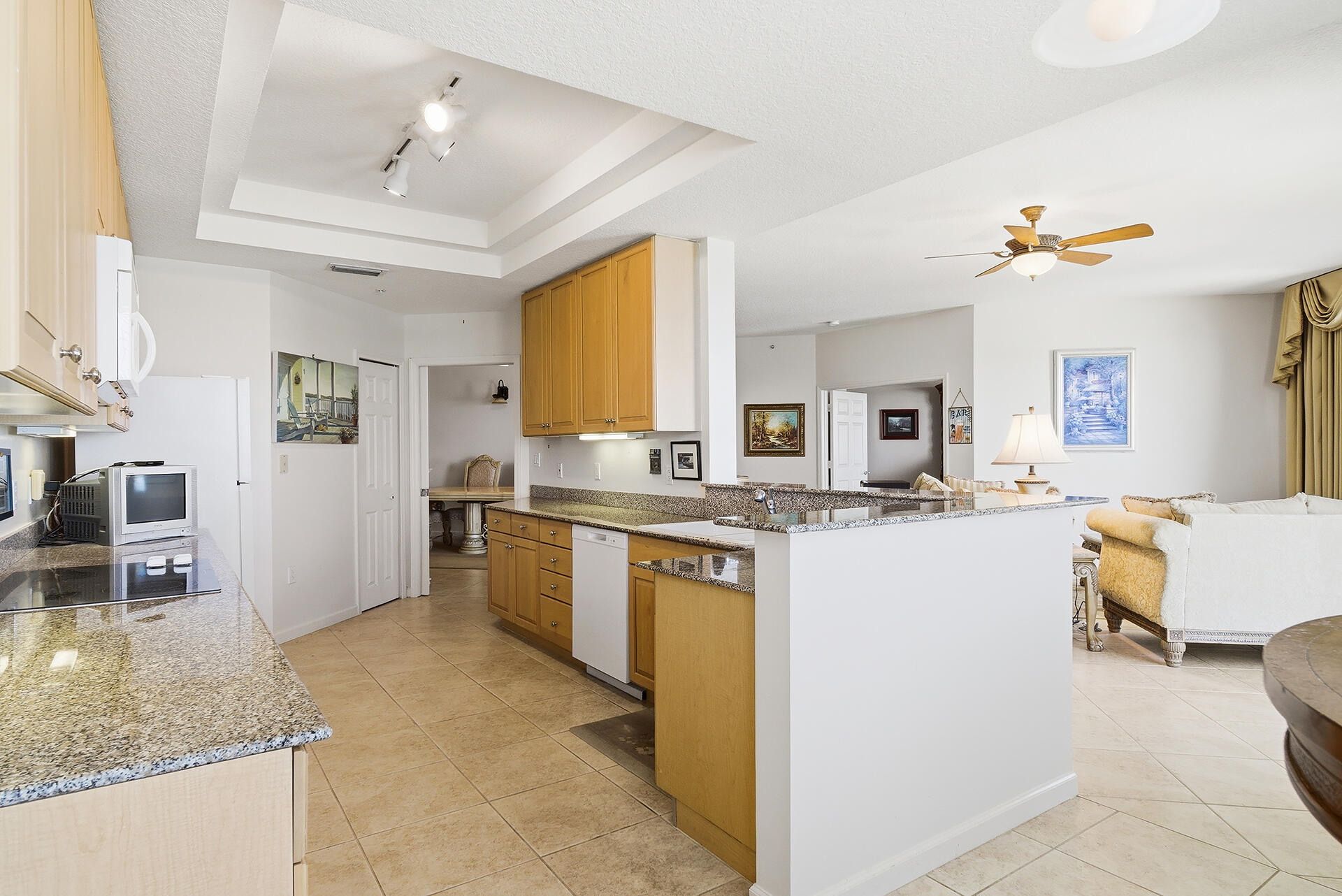 131 Ocean Grande Boulevard, Unit 703 Jupiter, FL 33477 - Photo 26 of 82 131-OCEAN-GRANDE-BLVD-APT-703-33477-015