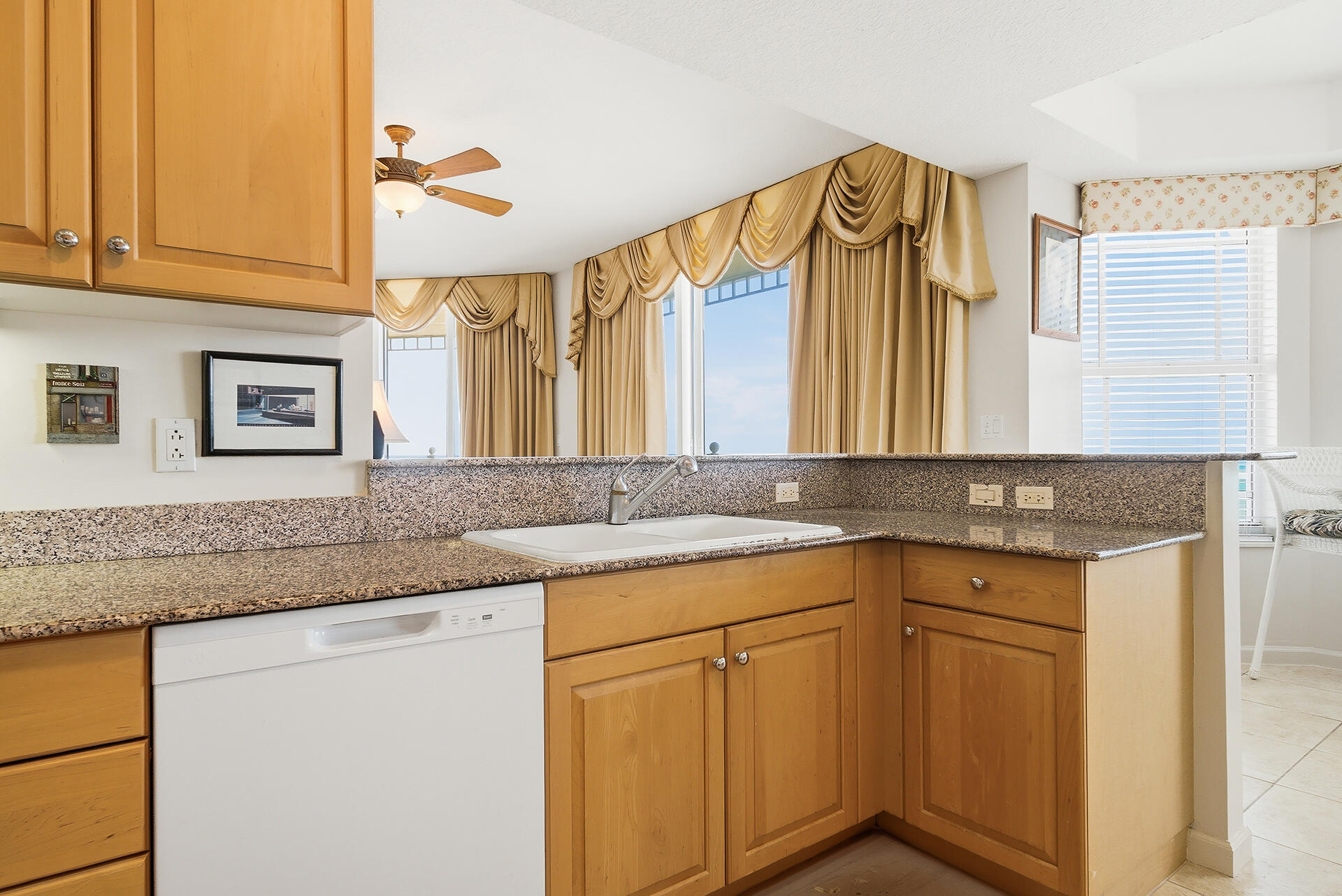 131 Ocean Grande Boulevard, Unit 703 Jupiter, FL 33477 - Photo 28 of 82 131-OCEAN-GRANDE-BLVD-APT-703-33477-018