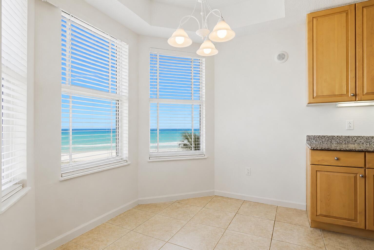 131 Ocean Grande Boulevard, Unit 703 Jupiter, FL 33477 - Photo 29 of 82 BREAKFAST AREA NO FURNITURE