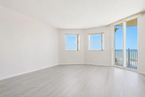 $1,675,000 | 131 Ocean Grande Boulevard, Unit 703, Jupiter, FL 33477