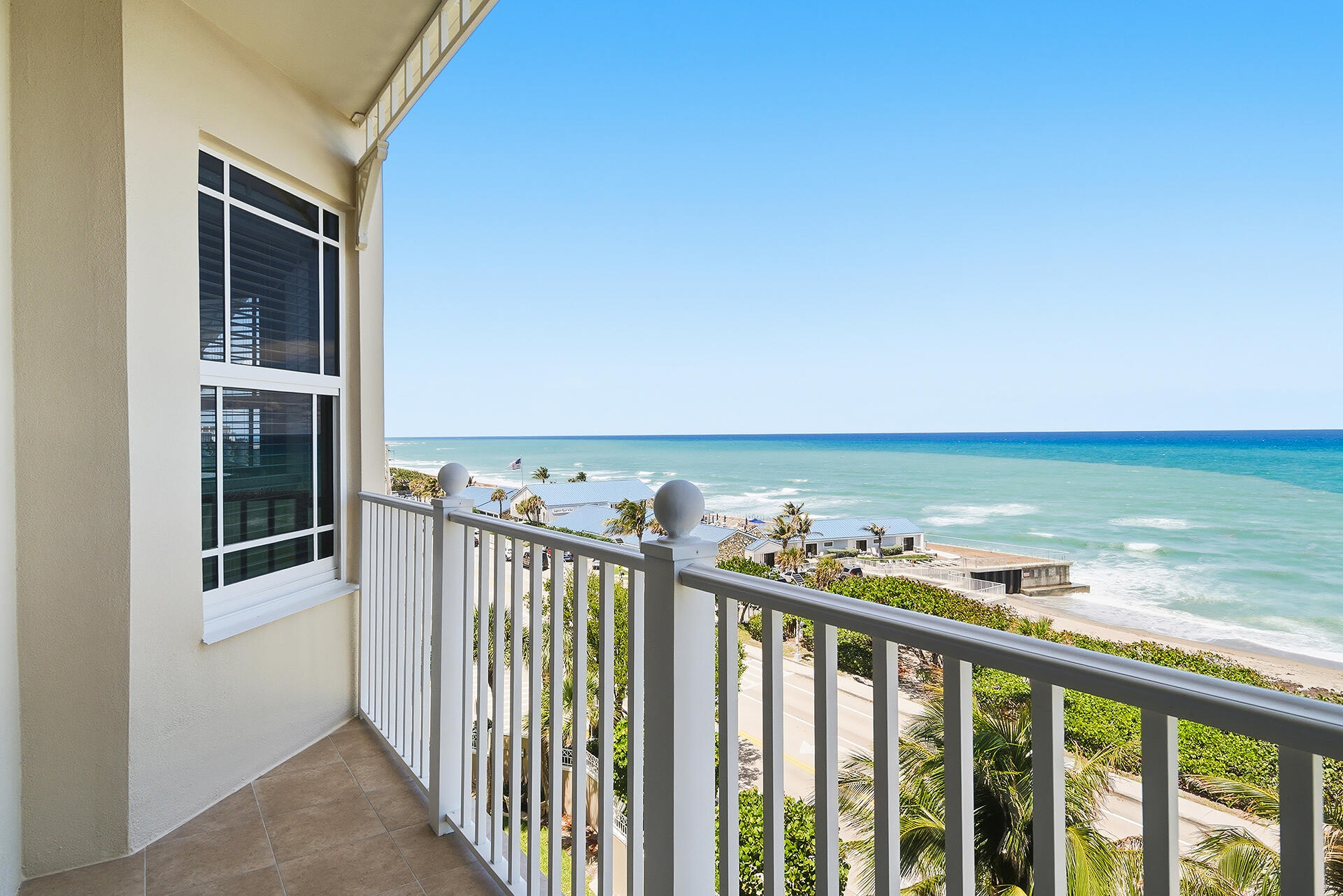 131 Ocean Grande Boulevard, Unit 703 Jupiter, FL 33477 - Photo 48 of 82 131-OCEAN-GRANDE-BLVD-APT-703-33477-037