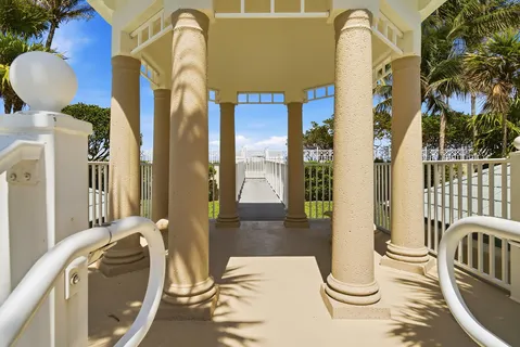$1,675,000 | 131 Ocean Grande Boulevard, Unit 703, Jupiter, FL 33477