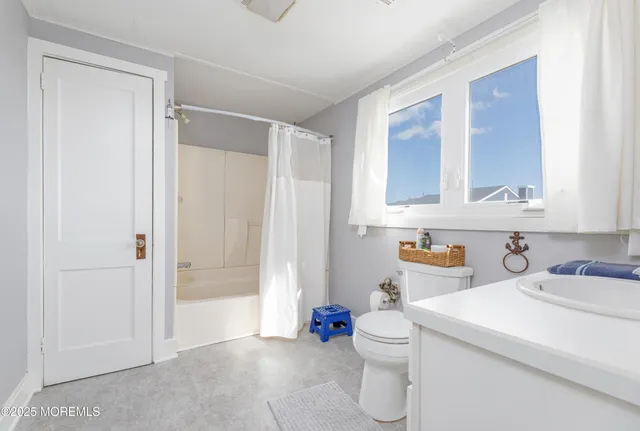 $999,000 | 14 Vessel Drive, Waretown, NJ 08758