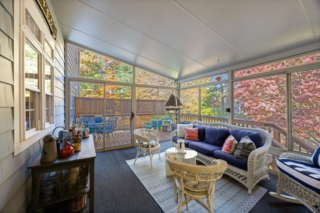 37 Pioneer Road Hingham, MA 02043 - Photo 15 of 37 Gallery Image 15