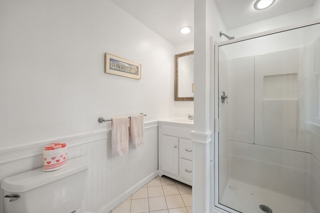 37 Pioneer Road Hingham, MA 02043 - Photo 20 of 37 Gallery Image 20