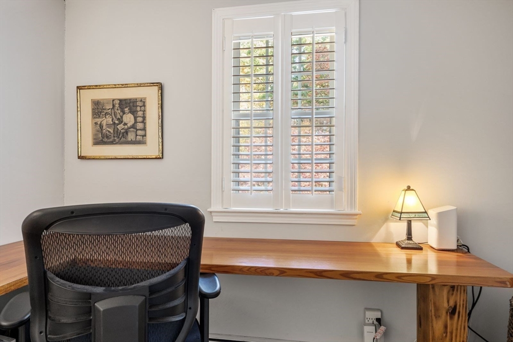 37 Pioneer Road Hingham, MA 02043 - Photo 25 of 37 Gallery Image 25