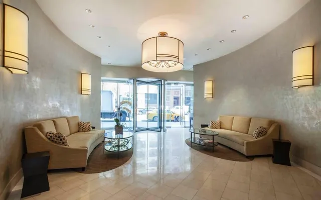 $9,000 | 300 East 79th Street, Unit 5C | Upper East Side