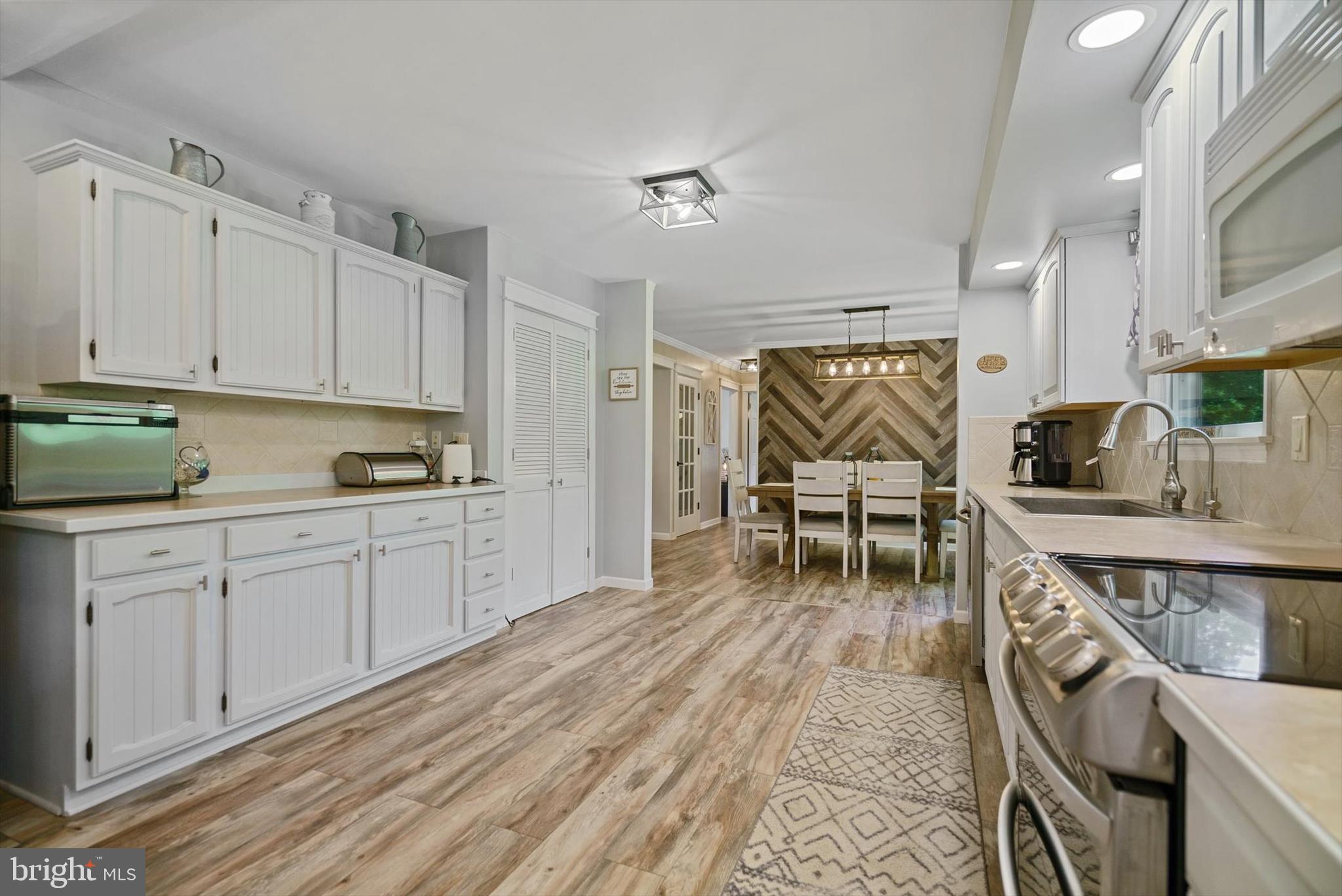 179 Papermill Road Barto, PA 19504 - Photo 8 of 42