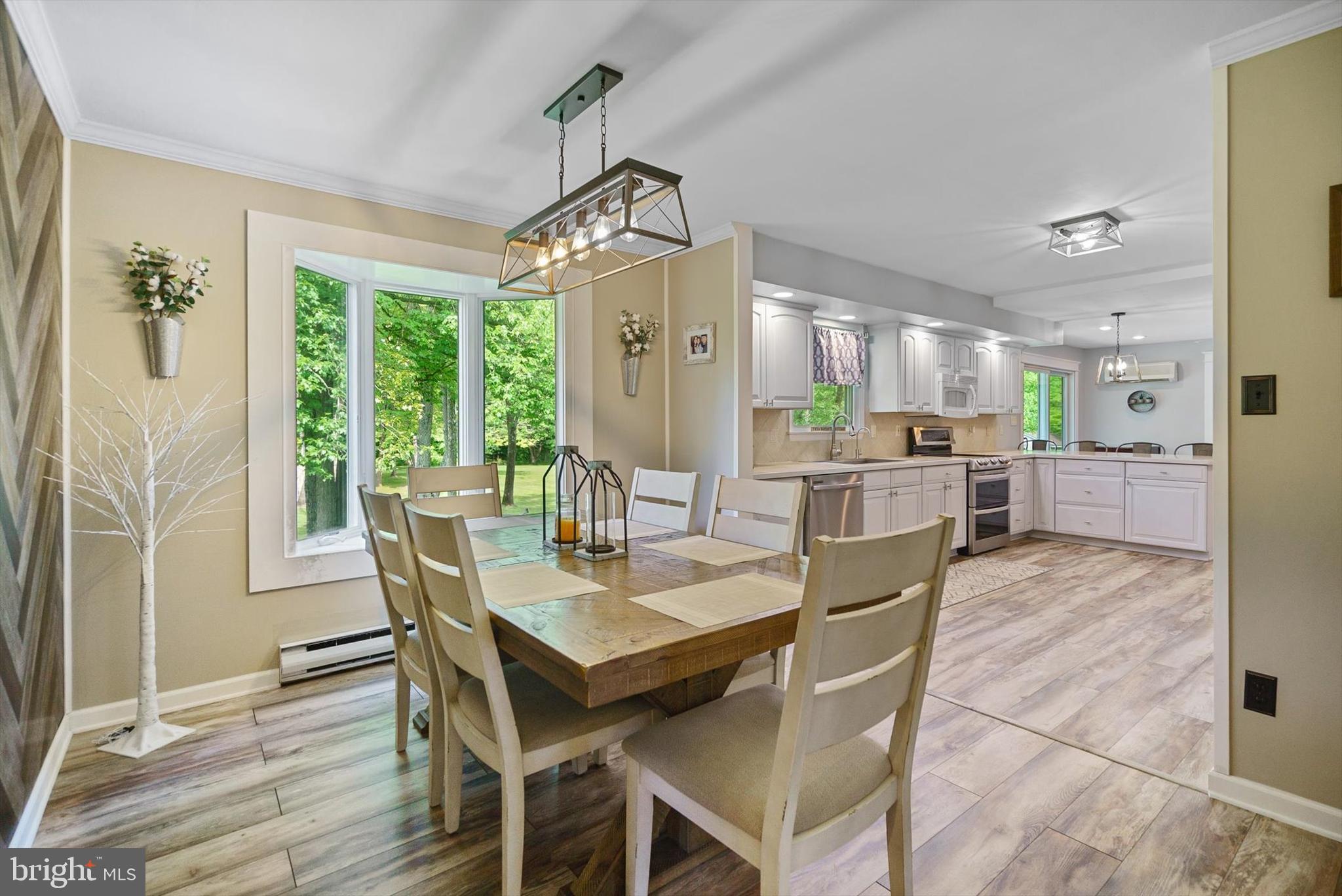 179 Papermill Road Barto, PA 19504 - Photo 10 of 42 Dining area