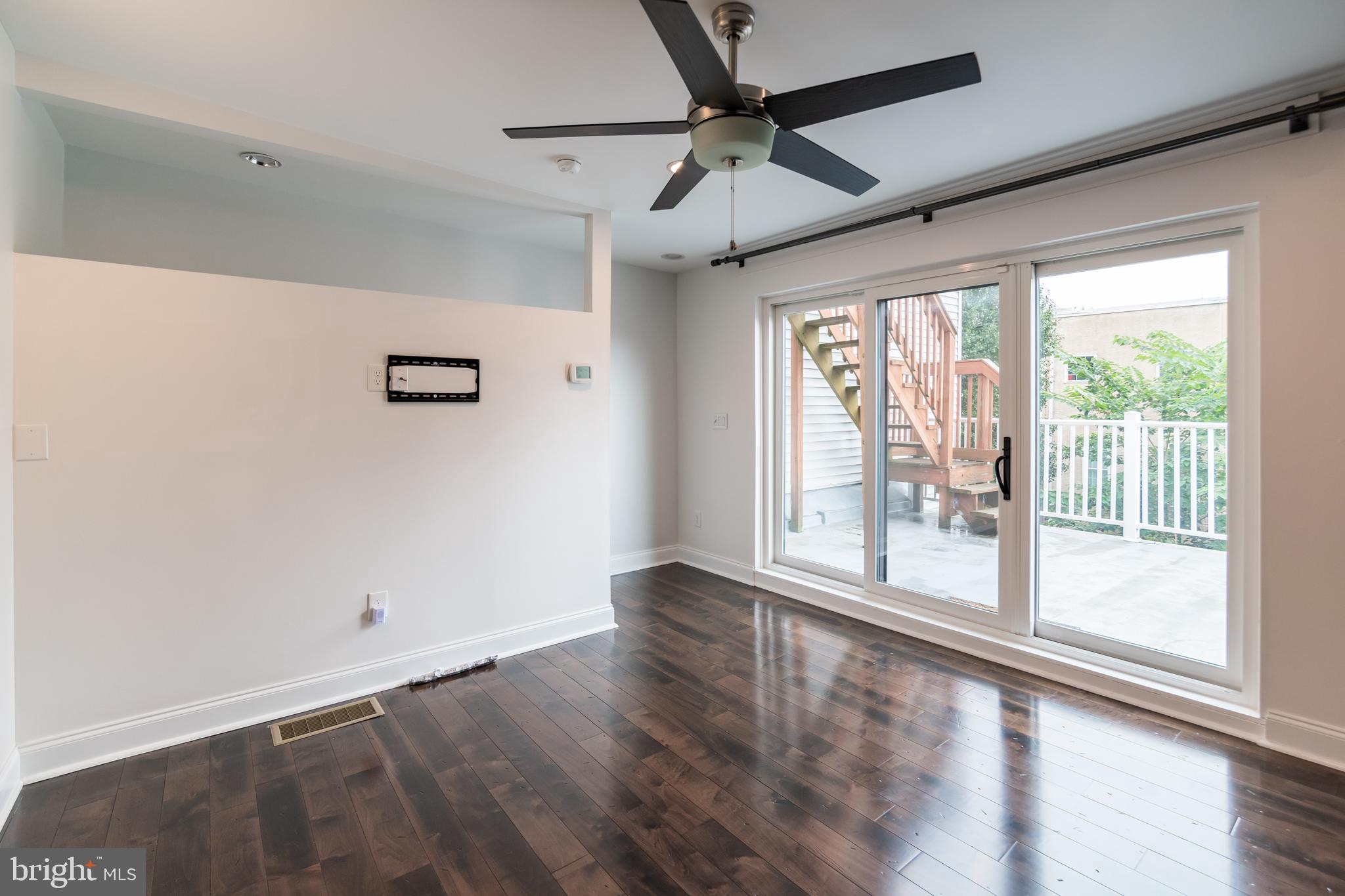2017 Carpenter Street Philadelphia, PA 19146 - Photo 33 of 46