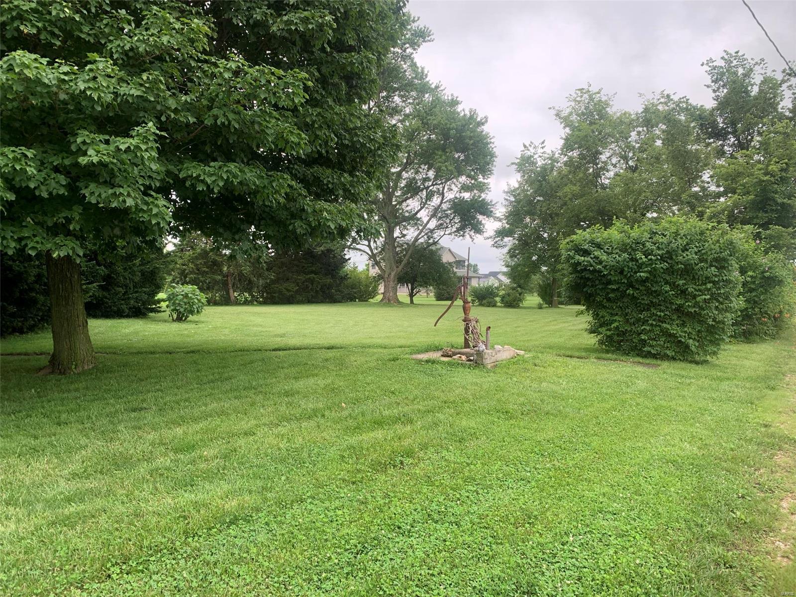 22252 Ruschaupt Road Mount Olive, IL 62069 - Photo 7 of 21 Gallery Image 7