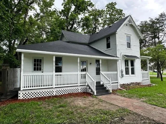 $59,900 | 109 North Western Avenue, Girard, KS 66743
