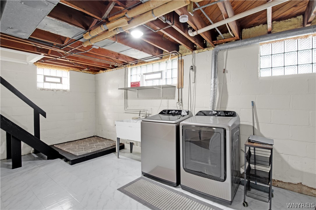 788 Beach Road Cheektowaga, NY 14225 - Photo 32 of 44