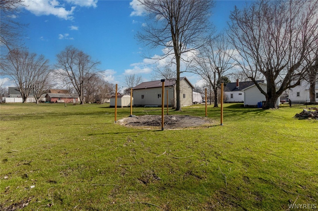 788 Beach Road Cheektowaga, NY 14225 - Photo 40 of 44