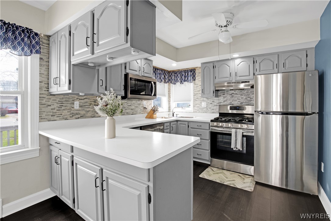 788 Beach Road Cheektowaga, NY 14225 - Photo 9 of 44