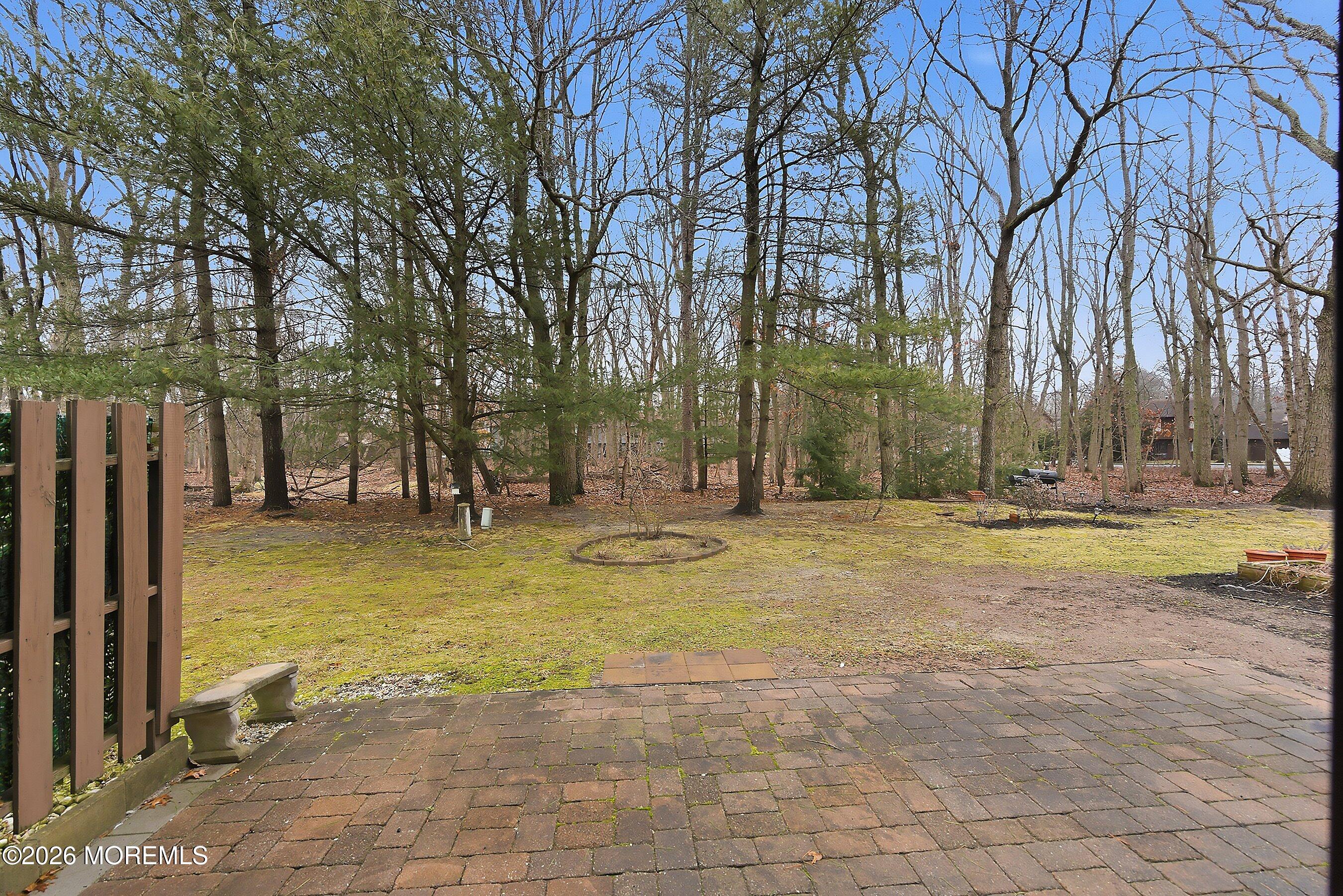 11 Owl Road Howell, NJ 07731 - Photo 31 of 48 39-Patio