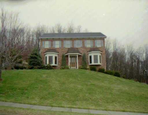 136 Field Club Circle McKees Rocks, PA 15136 - Photo 1 of 1