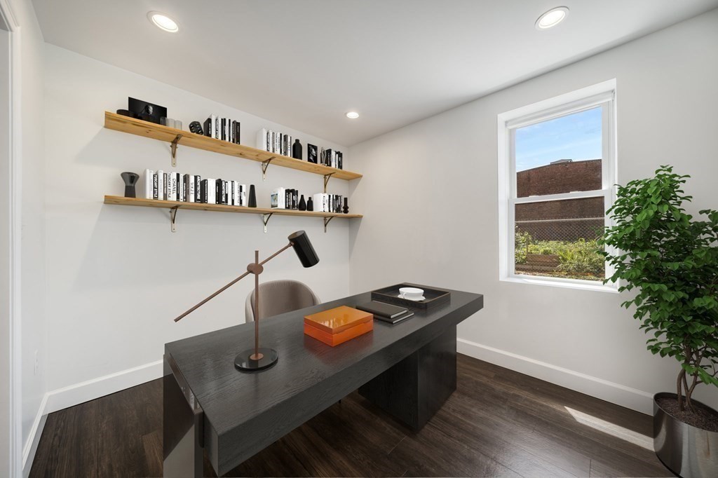 28 Hawthorne Street, Unit 1 Chelsea, MA 02150 - Photo 20 of 38