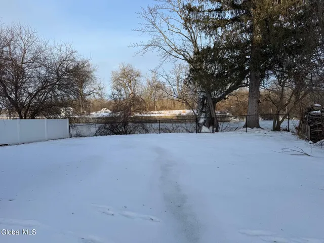 $2,795 | 199 Highway 4, Northumberland, NY 12871