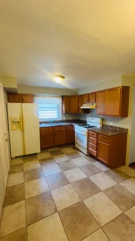 $1,875 | 4214 North Central Park Avenue, Unit 1, Chicago, IL 60618