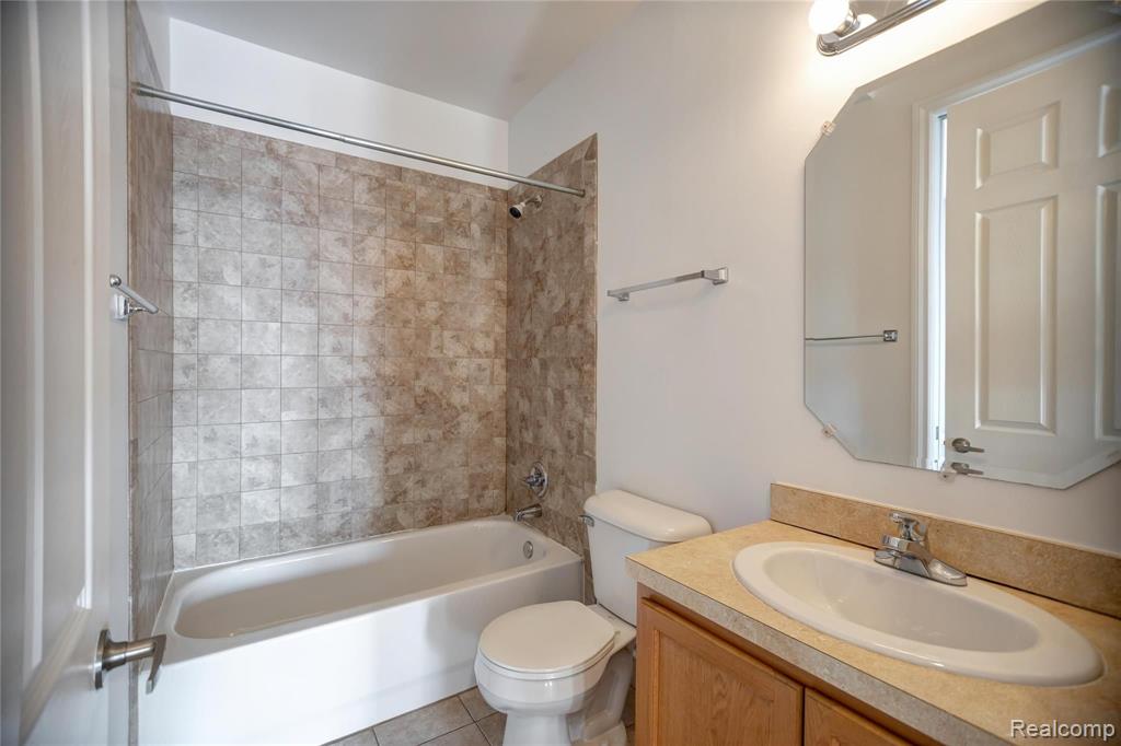 3966 Trumbull, Unit 2 Detroit, MI 48208 - Photo 21 of 34