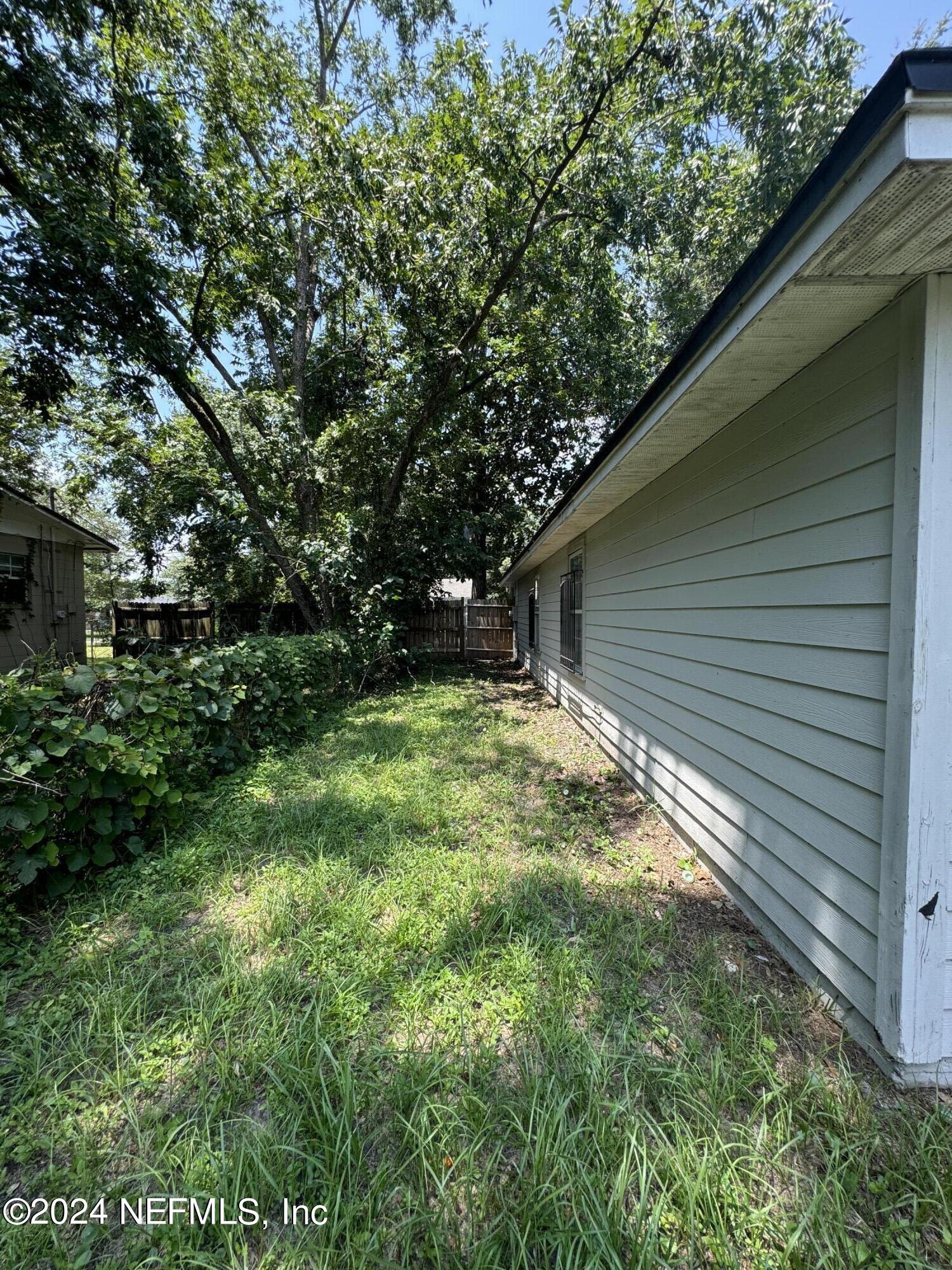 1438 Ron Road Jacksonville, FL 32210 - Photo 17 of 18 IMG_7154