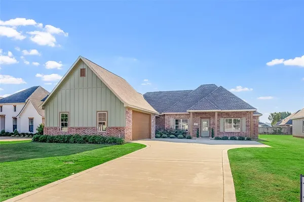 $425,000 | 125 Sitka Loop, Haughton, LA 71037