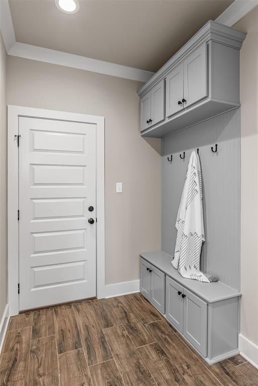 125 Sitka Loop Haughton, LA 71037 - Photo 27 of 29 a view of walk in closet with empty racks