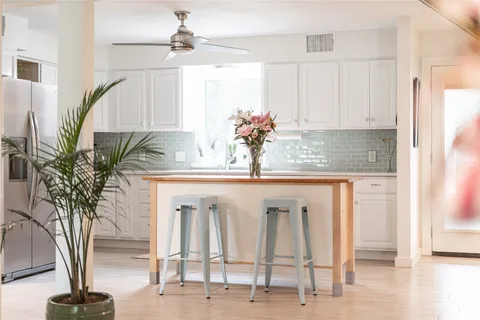 $1,350,000 | 10133 Oliver Drive, Austin, TX 78737