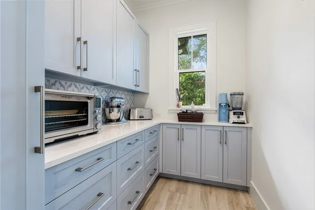 $4,950,000 | 835 Iris Lane, Vero Beach, FL 32963