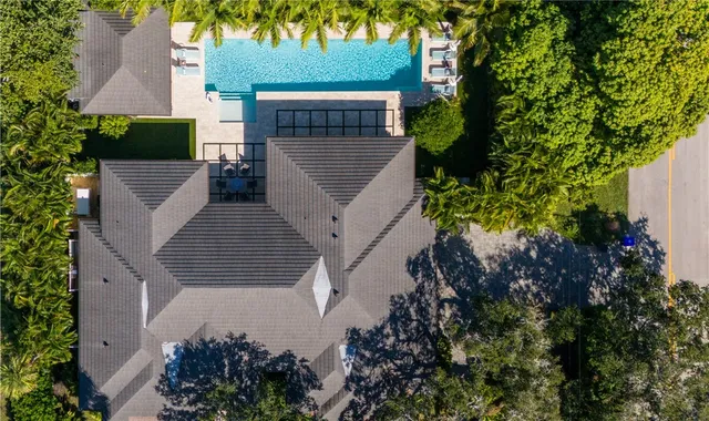 $4,950,000 | 835 Iris Lane, Vero Beach, FL 32963