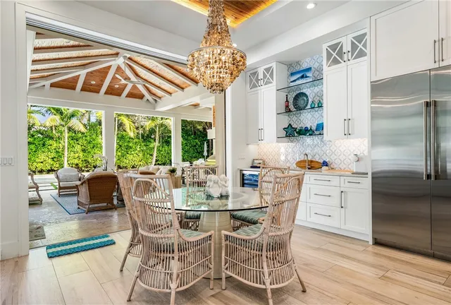 $4,950,000 | 835 Iris Lane, Vero Beach, FL 32963