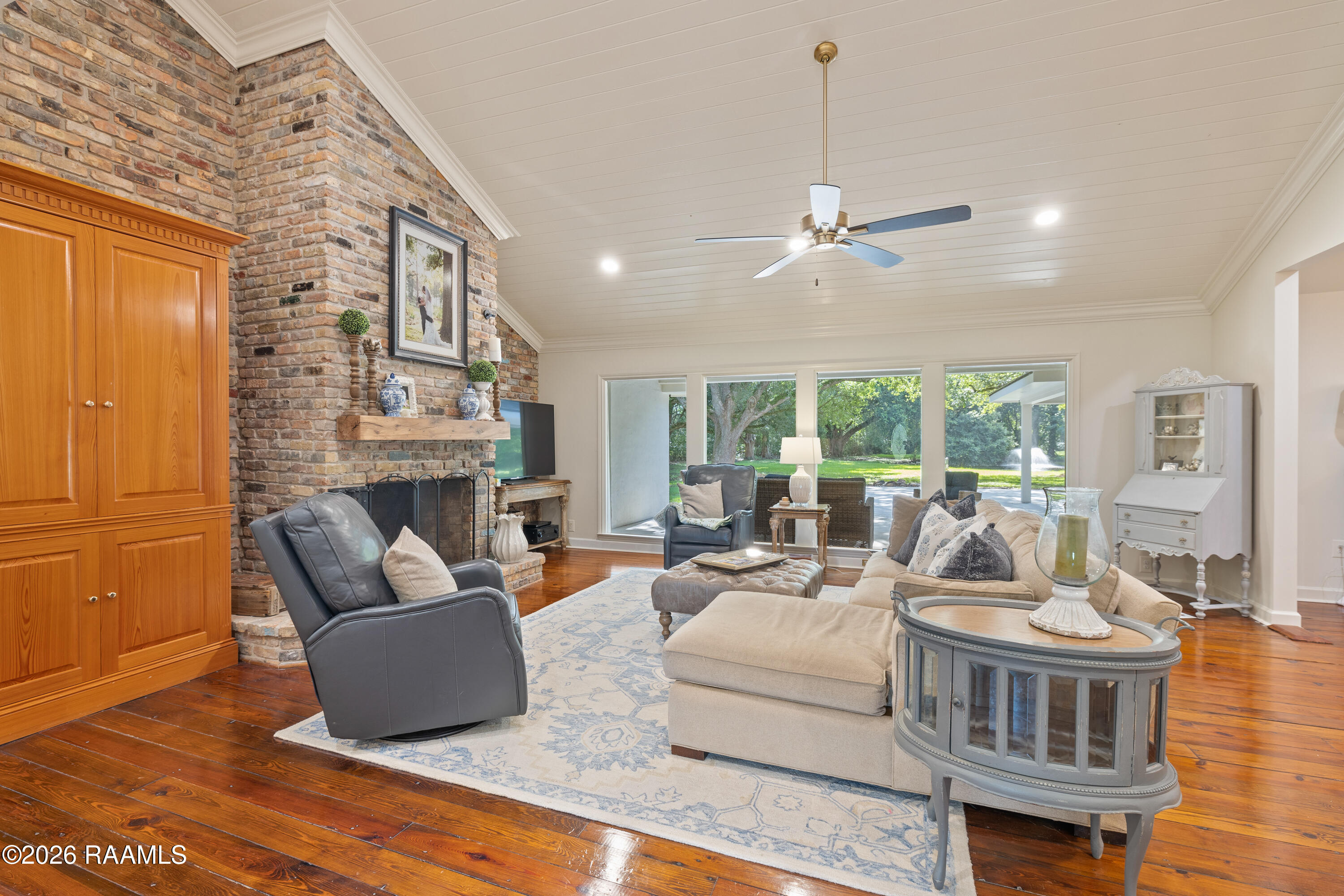 2407 East Broussard Road Lafayette, LA 70508 - Photo 4 of 39