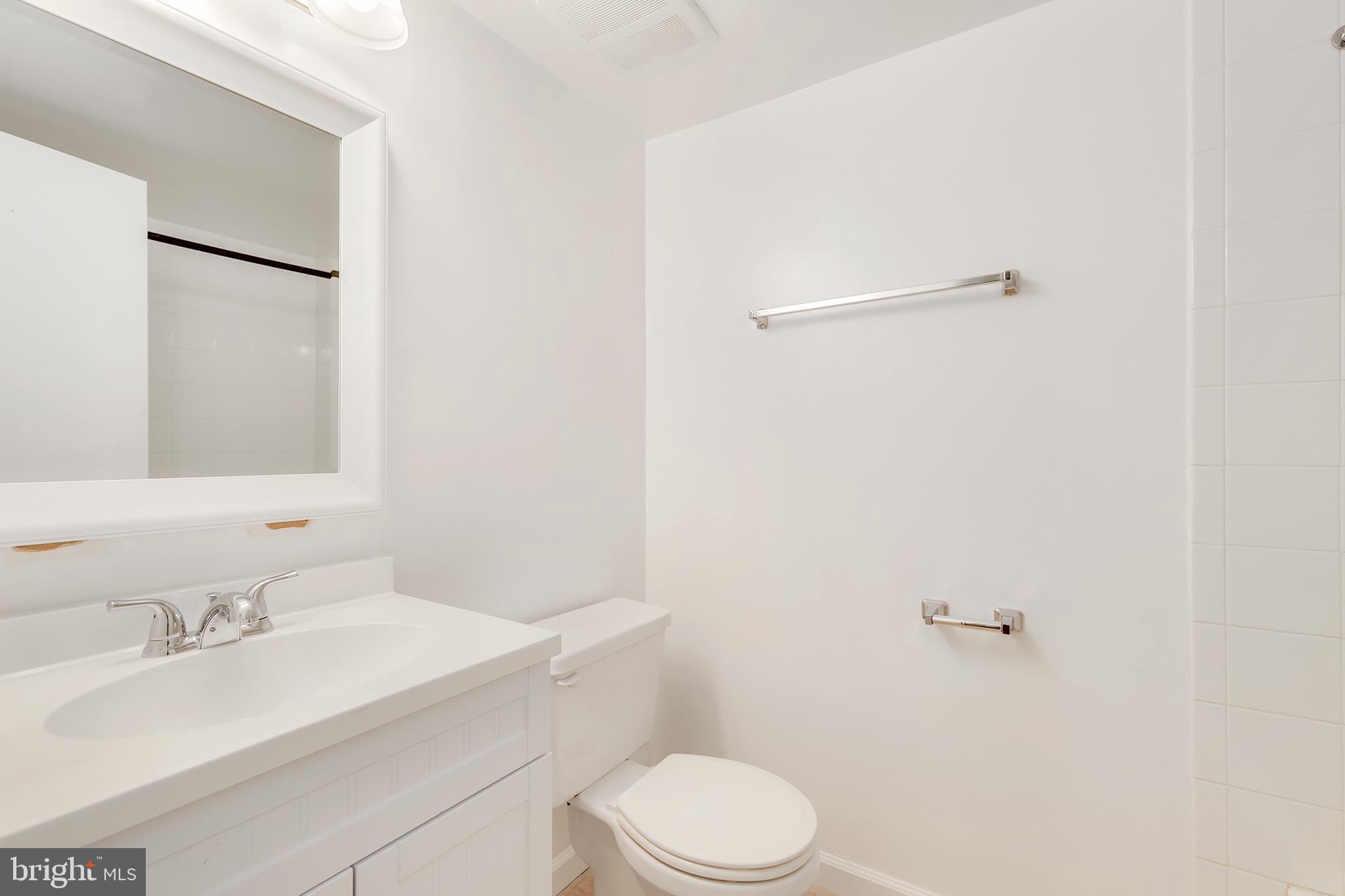 2259 Castle Rock Square, Unit 1B Reston, VA 20191 - Photo 15 of 27 Gallery Image 15