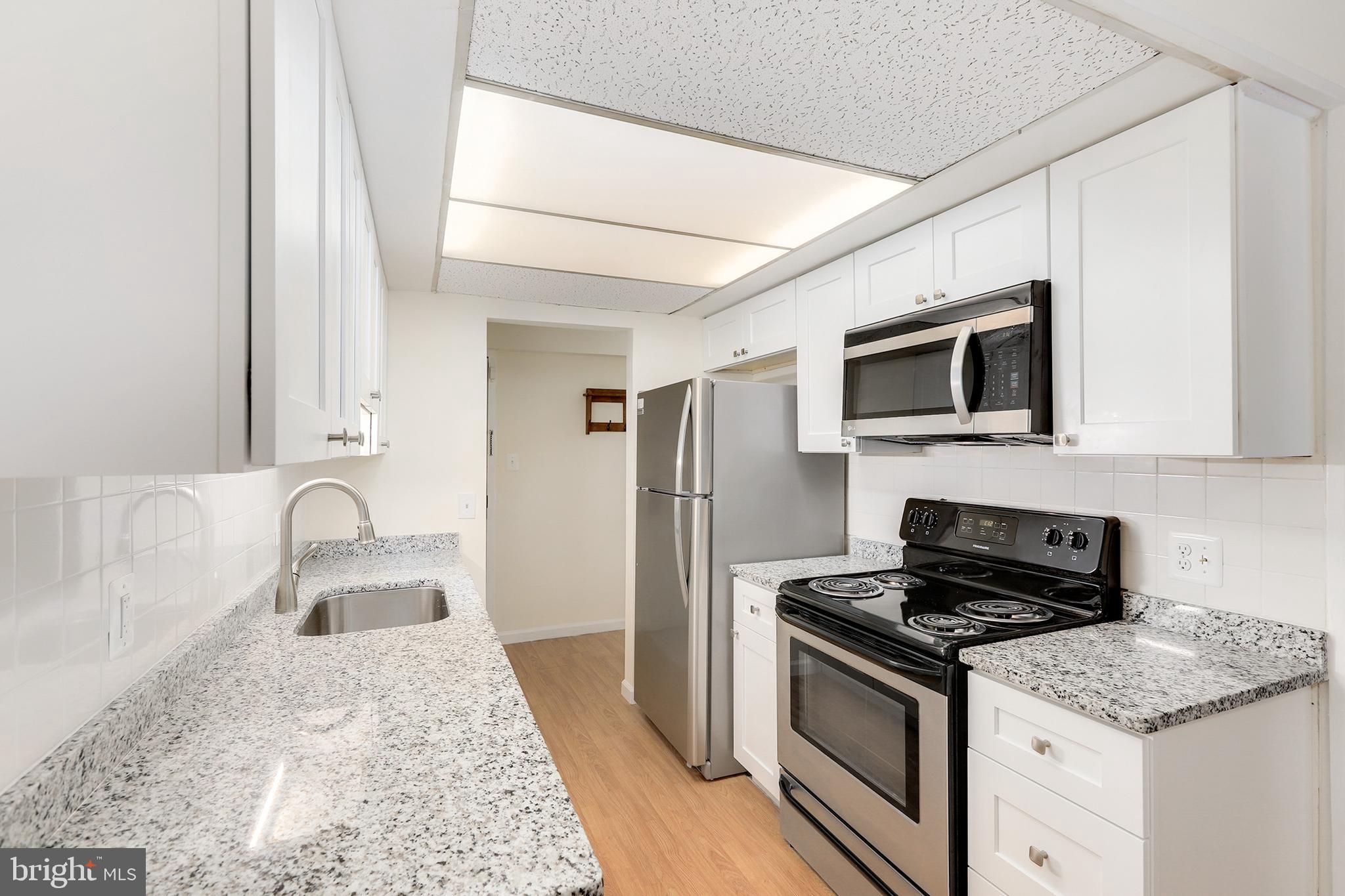 2259 Castle Rock Square, Unit 1B Reston, VA 20191 - Photo 10 of 27 Gallery Image 10