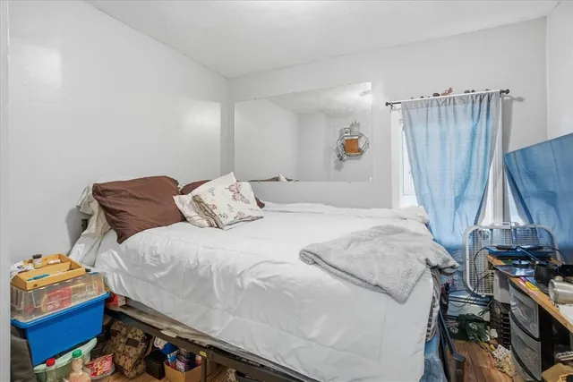 $379,900 | 6 Bailey Court, Providence, RI 02909