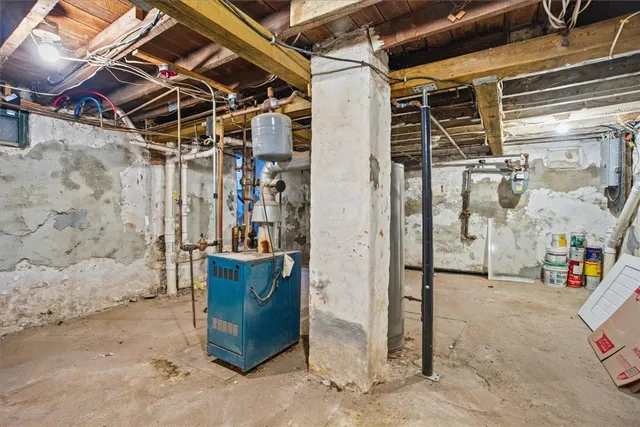 $379,900 | 6 Bailey Court, Providence, RI 02909