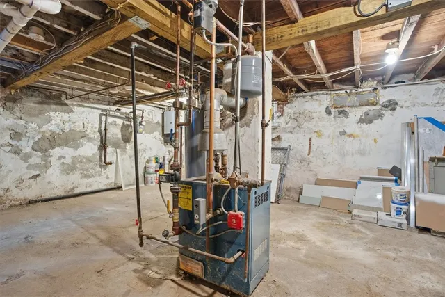 $379,900 | 6 Bailey Court, Providence, RI 02909