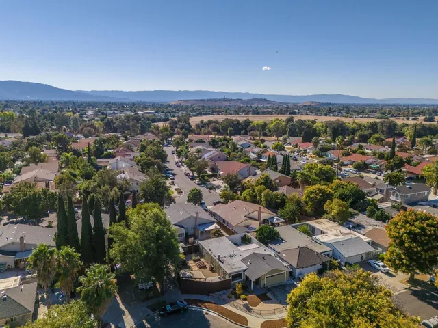 $1,098,000 | 3891 Marfrance Drive, San Jose, CA 95121