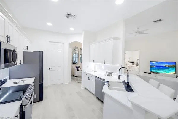$5,500 | 16188 Parque Lane, Naples, FL 34110
