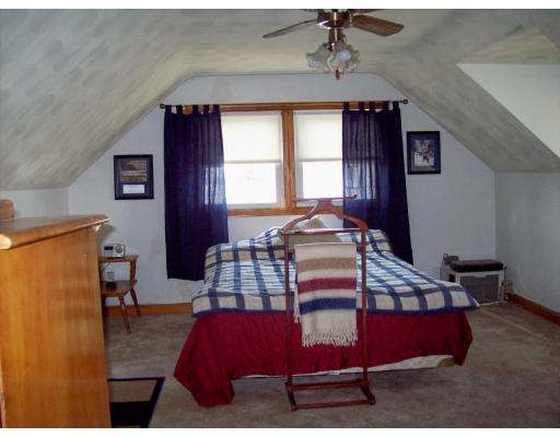 8 Waterhouse Road Stoneham, MA 02180 - Photo 7 of 9 Gallery Image 7