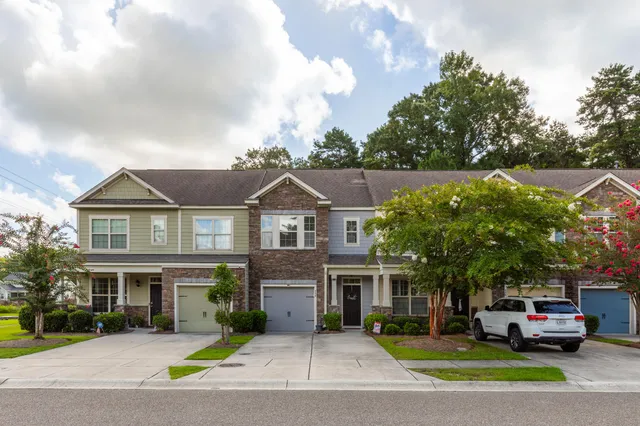 $375,000 | 858 Bibury Court, Charleston, SC 29414