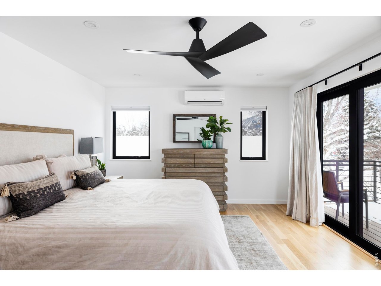 3560 16th Street Boulder, CO 80304 - Photo 20 of 36 Primary suite.