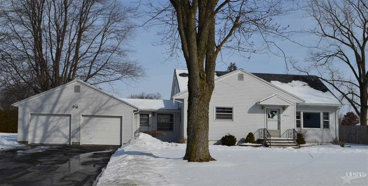 15825 Winchester Road Fort Wayne, IN 46819 - Photo 2 of 21
