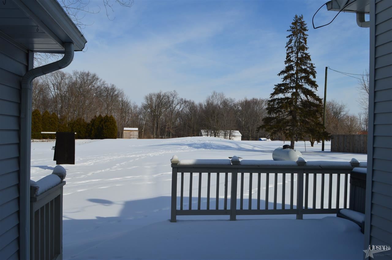 15825 Winchester Road Fort Wayne, IN 46819 - Photo 3 of 21