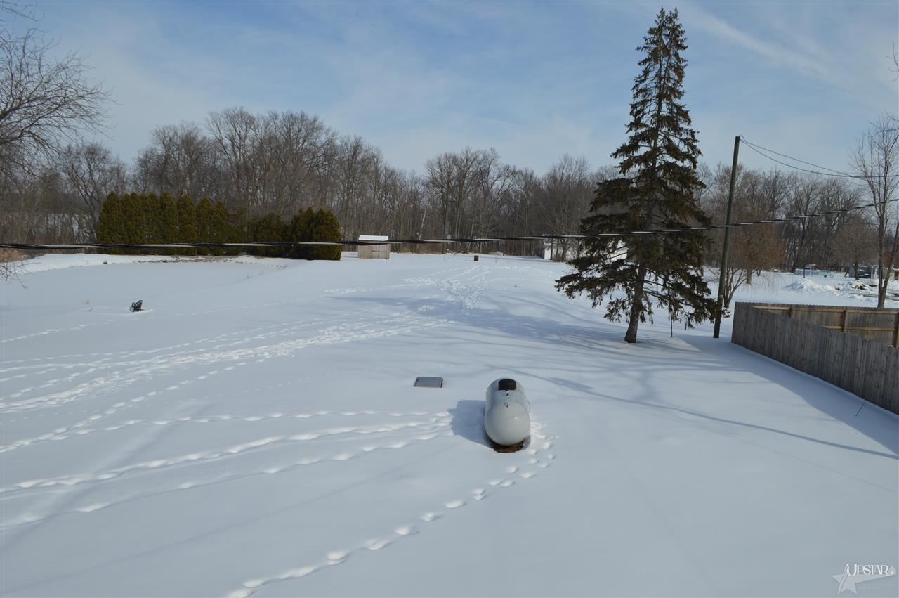 15825 Winchester Road Fort Wayne, IN 46819 - Photo 4 of 21