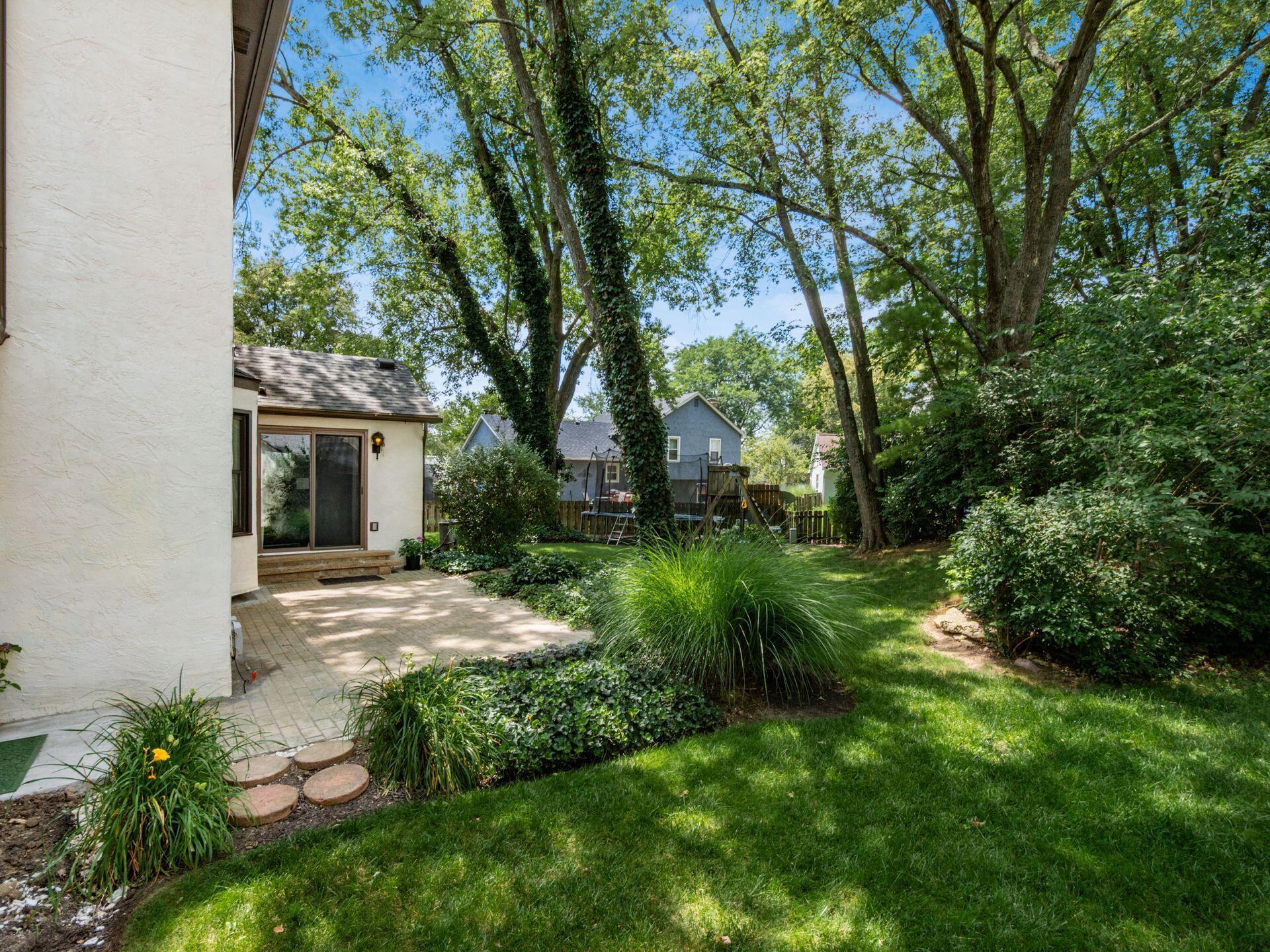 7467 Saunderlane Road Columbus, OH 43235 - Photo 38 of 41 037_ Rd Columbus OH 43235 USA