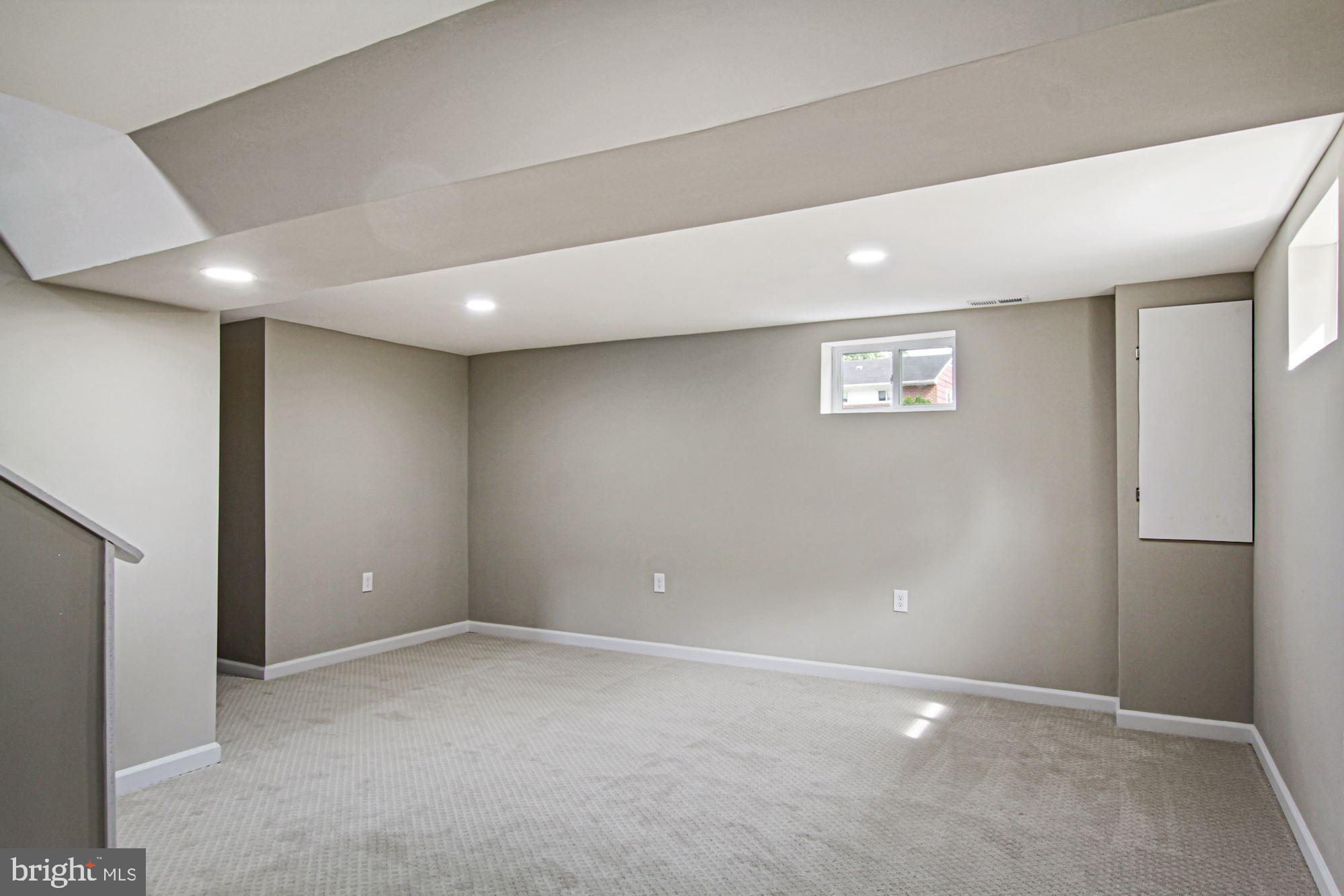 3814 Elmcroft Road Randallstown, MD 21133 - Photo 21 of 33 Family Room