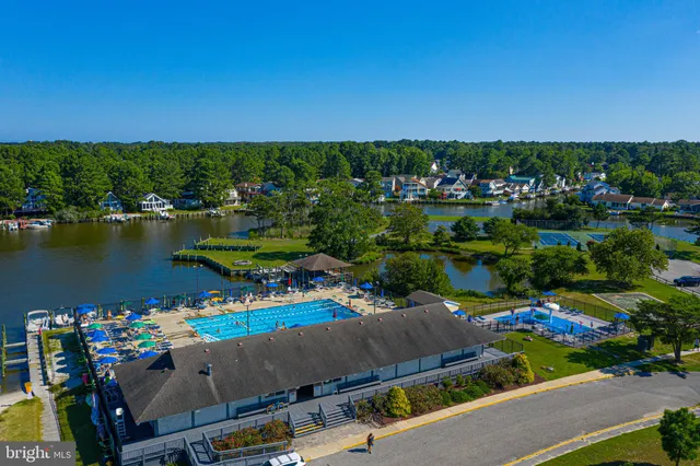 $304,900 | 88 Seafarer Lane, Ocean Pines, MD 21811